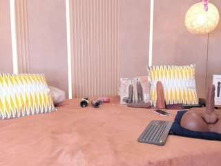 sabrina-shark webcam