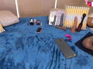 sabrina-shark webcam