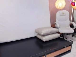 sabrina-shark webcam