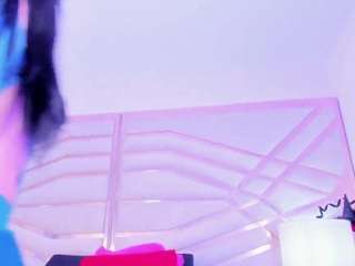 sophie-newton from CamSoda is Freechat