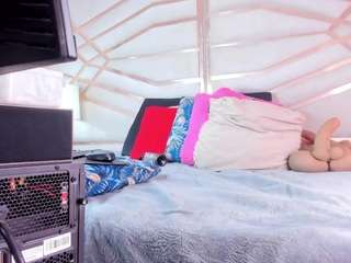 sophie-newton webcam