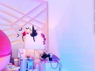 sophie-newton Sex Cam Show