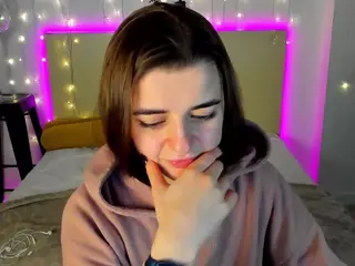 AriaStarkk's Live Sex Cam Show