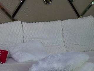 mishabrizo Live Webcam on CamSoda