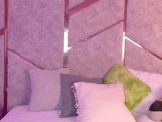 nickybanks1 Live Webcam on CamSoda