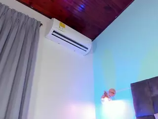 Nicky's Live Sex Cam Show