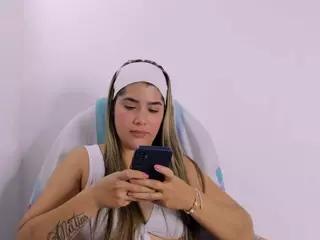 sarahpreston-1's Live Sex Cam Show