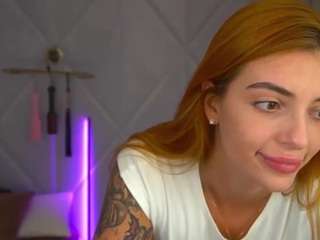 Redhead Naked camsoda sweetyonee