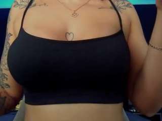 sweetyonee webcam model