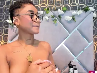 AgathaBlade's Live Sex Cam Show