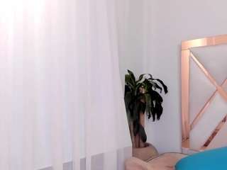 Deepthroating and gagging on your big cock [888 tokens remaining]