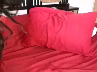 Thickassophiasquirts's Live Sex Cam Show