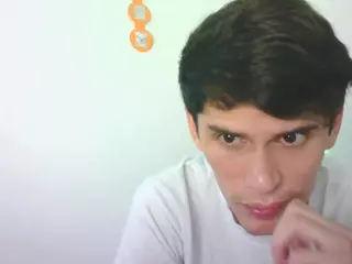 ethancoleeman's Live Sex Cam Show