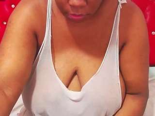 wonderfuldiana Live Webcam on CamSoda