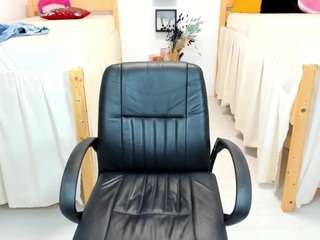  18perfecttits chat room