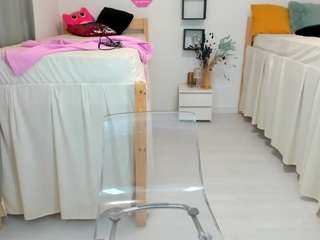 Live webcam model 18perfecttits on Soda Cams