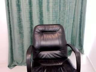 Live webcam model 18perfecttits on Soda Cams