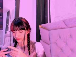 dominique-110 from CamSoda