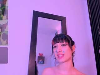 dominique-110 Live Webcam on CamSoda