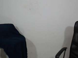 emily-wild webcam