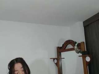emily-wild webcam
