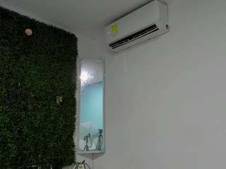 laura-summer webcam