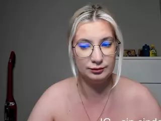 Cinderella07's Live Sex Cam Show