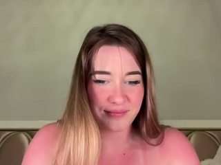 Julia Capulet live stream preview