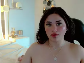 ZoeSummer-1's Live Sex Cam Show