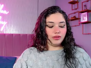 ZoeSummer-1's Live Sex Cam Show