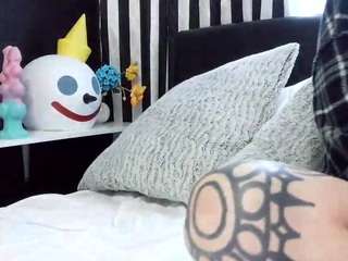 cammslut4u from CamSoda