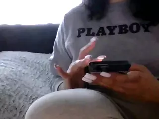 camdoll4u's Live Sex Cam Show
