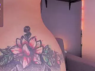 GIGGY's Live Sex Cam Show