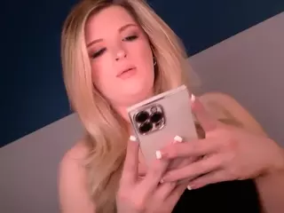 kellynicolexoxo's Live Sex Cam Show