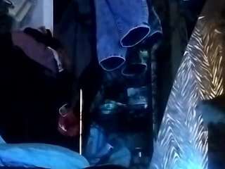 le modèle secretsexpert est en webcam porno dans un show sur le site camsoda, il possède les tags suivants: bald,bedroom,blowjob,blue eyes,drinking,fetish,lean,living room,middle aged,orgasm,smoking,tattoos,tease,hd