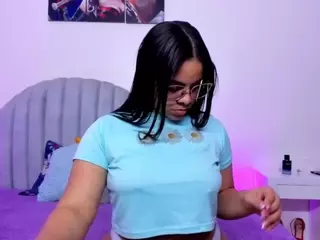alice-fox26's Live Sex Cam Show