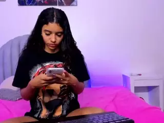 alice-fox26's Live Sex Cam Show