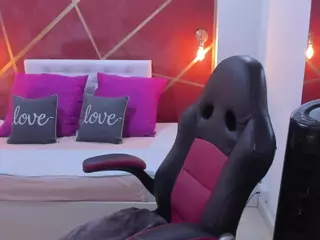 angeelinnafoxxy's Live Sex Cam Show