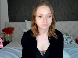 Linda's Live Sex Cam Show