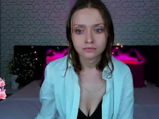 Linda's Live Sex Cam Show