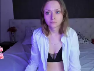 Linda's Live Sex Cam Show