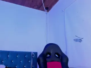 MelannyHeaven's Live Sex Cam Show