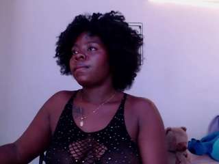 arianna-ebony