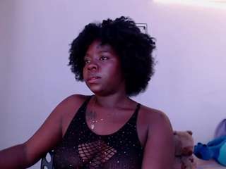 arianna-ebony