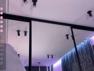 Live webcam model crystallana on Soda Cams