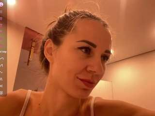 Crystallana live webcam show