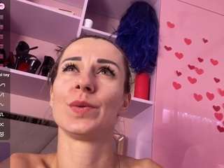 crystallana's live room