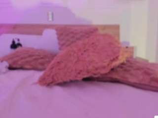 alana-haze webcam