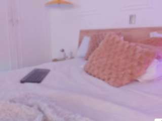 alana-haze webcam