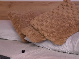 alana-haze webcam